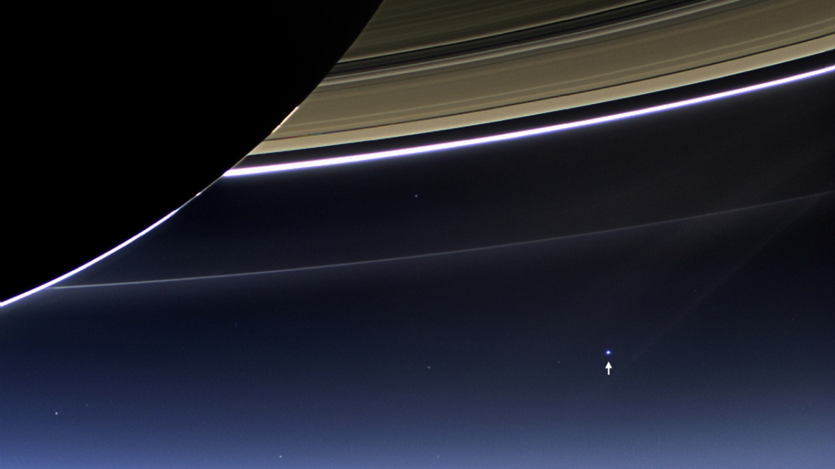 Aarde vanaf Saturnus