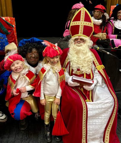 Sinterklaas Overdinkel 2024 met kinderen