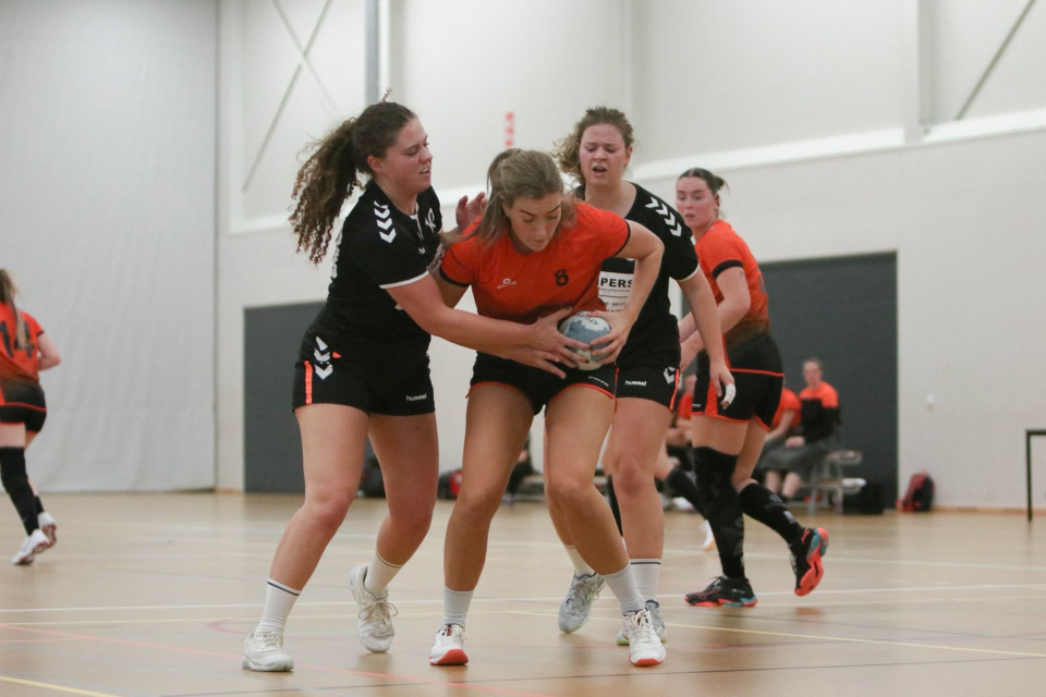 Combinatie ’64 Dames 1 verliest nipt van Olympia na spannende strijd