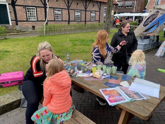 Lente hangt in de lucht op de Boerenmarkt