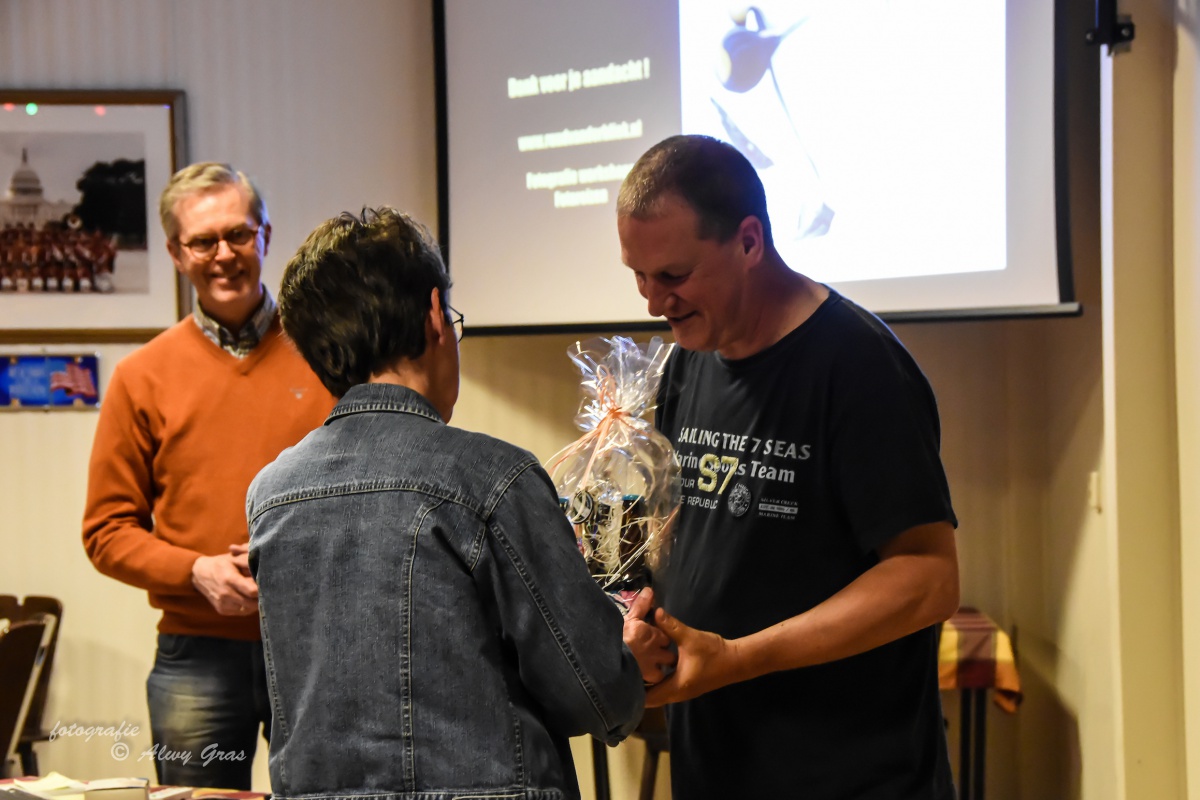 Geslaagde lezing Ruud van der Bliek bij Fotocollectief Dinkelshoot