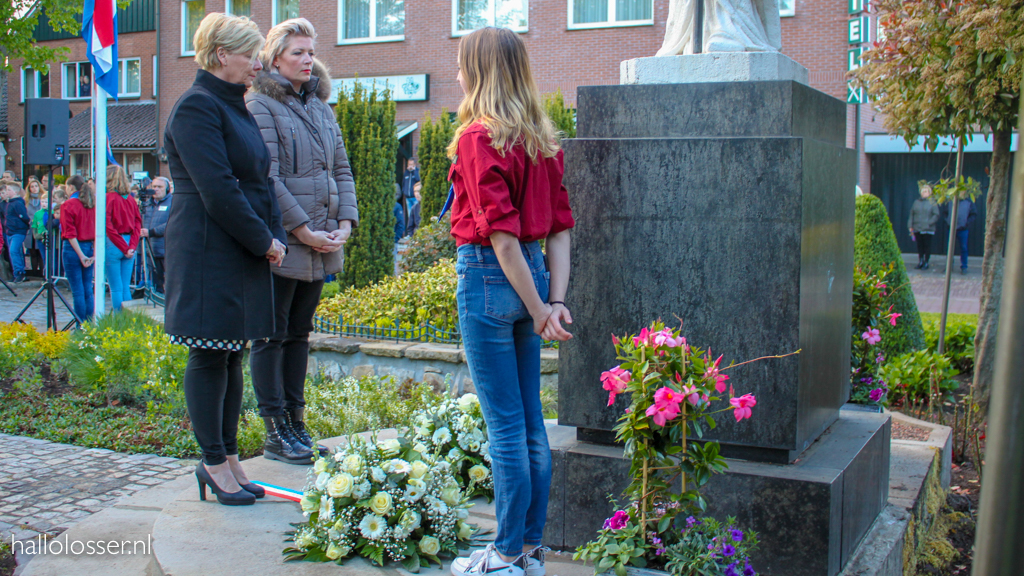 Indrukwekkende dodenherdenking in Losser