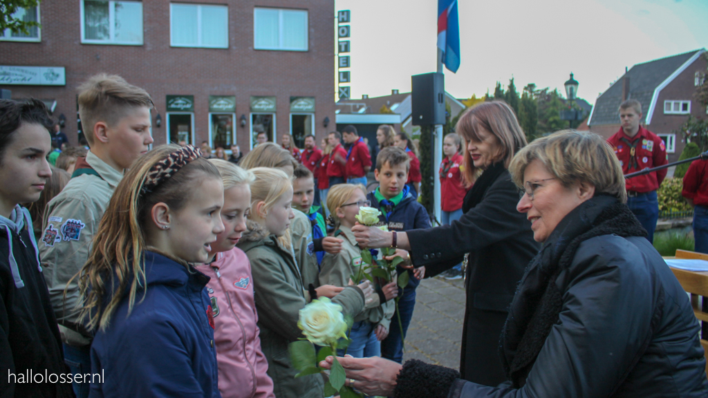 Indrukwekkende dodenherdenking in Losser