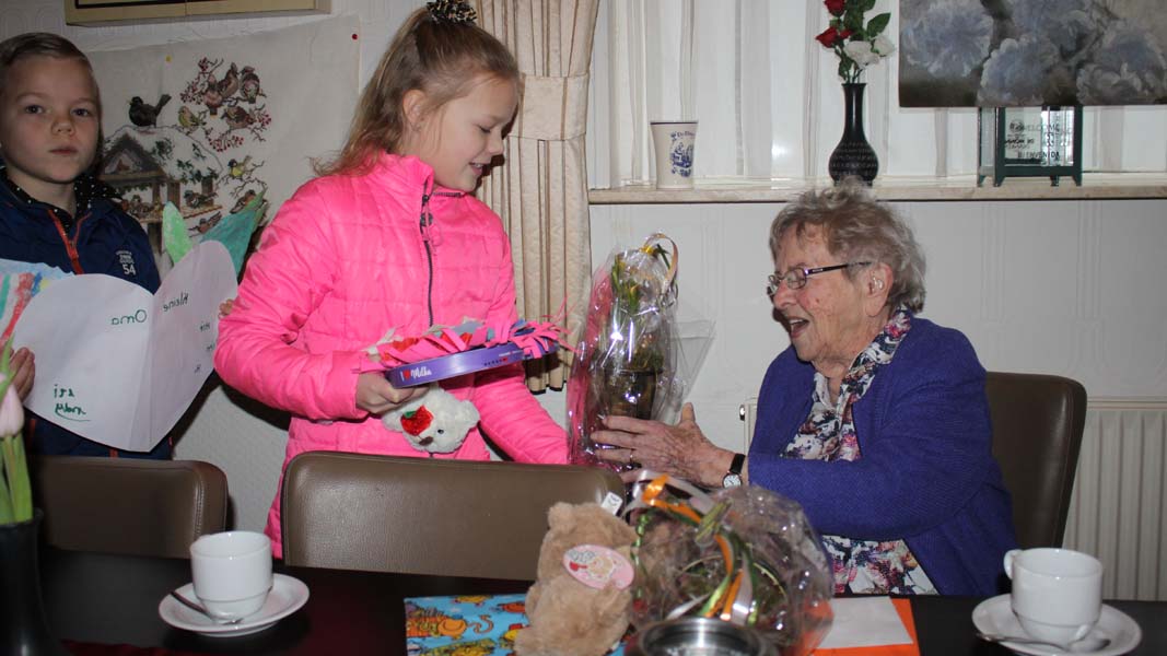 Mevrouw Cornelia Boon vierde haar 100e verjaardag