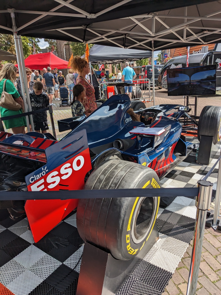 Formule 1 en Boerenmarkt in Losser