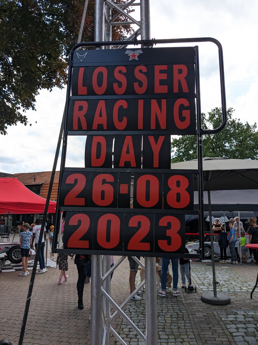 Formule 1 en Boerenmarkt in Losser