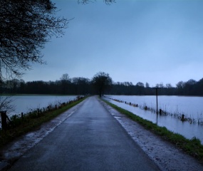 Stijgend Dinkelwater door Astrid Velthuis