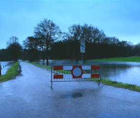 Stijgend Dinkelwater door Astrid Velthuis