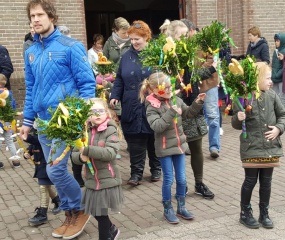 Palmpasenoptocht Losser 2018