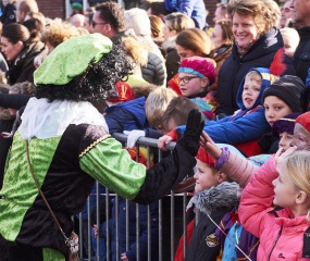 Intocht Sinterklaas door Hans Kienhuis