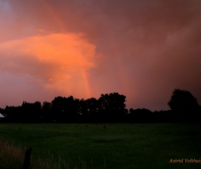 Avondrood boven Losser door Astrid Velthuis