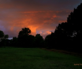 Avondrood boven Losser door Astrid Velthuis