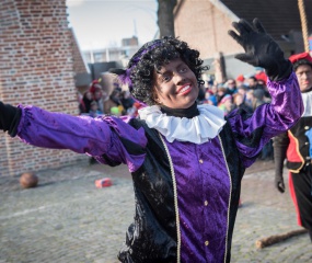 Intocht Sinterklaas door Maurice Perik