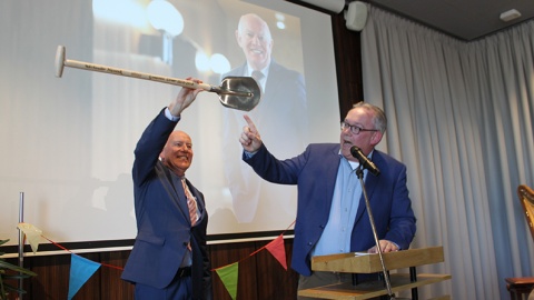 Zilveren Gemeentespeld Losser voor Joop Hassink update:video