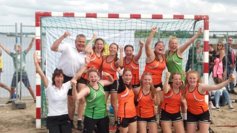 Combinatie '64 succesvol tijdens NK Beachhandbal