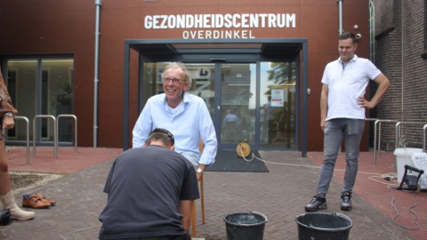 Voetstappen Ton Boerman in beton