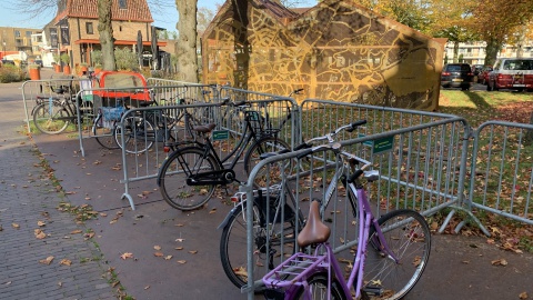 Fietsenstalling Gronausestraat bij bushalte is klaar