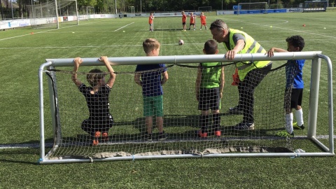 Jonge voetballertjes welkom bij AJc