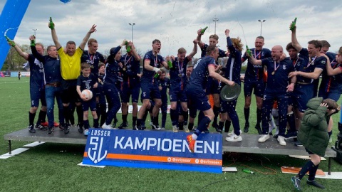 S.V. Losser 1 kampioen en promoveert