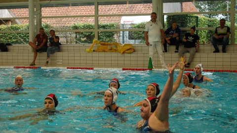 Sneu verlies waterpolodames Losser tegen EZC