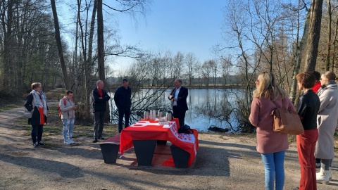 Smokkelpad 1813 en Ommetje Tiekenveen officieel geopend