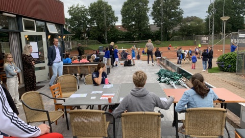 Tennis trainingskamp begonnen