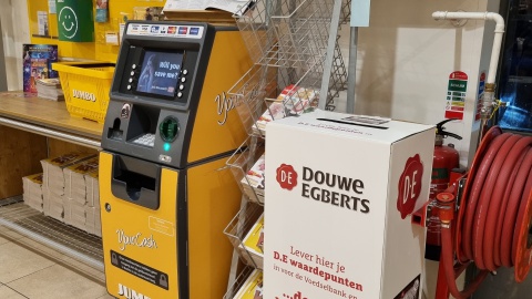 Douwe Egberts inzameldozen staan in supermarkten