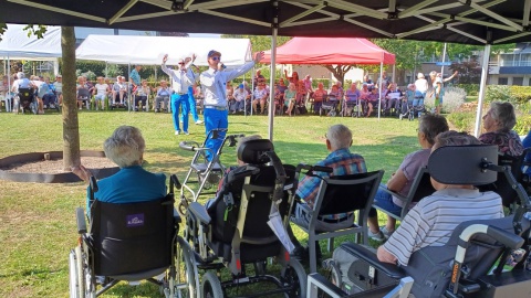 Schitterend concert voor de bewoners van Oldenhove en Maarten-Stede