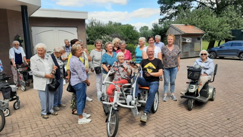 Elektrische Duo-fiets Zonnebloem in gebruik genomen