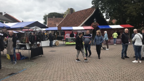 Uitslag kleurplaatwedstrijd op boerenmarkt