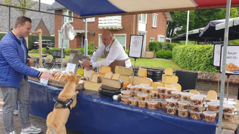 Boerenmarkt weer ouderwets gezellig