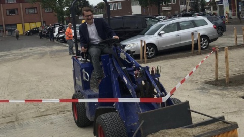 Parkeerplaats Langenkamp officieel geopend