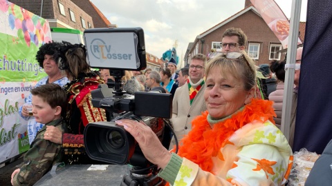 Carnavalsoptocht Losser live op TV